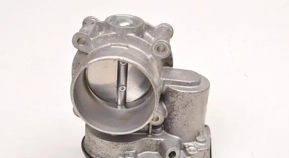 Ford Kuga III Electric throttle body valve DS7E-9F991-AK