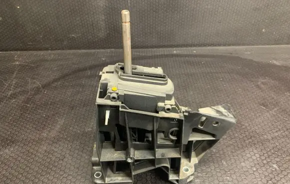 Gear shifter/selector