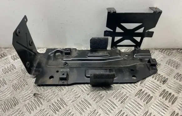BMW 5 F10 F11 Battery bracket 7592919 61217592919
