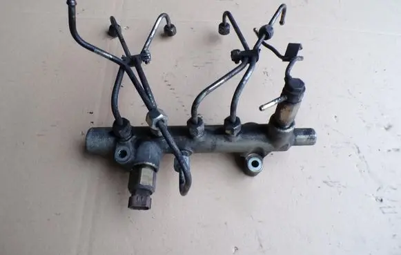 Opel Meriva A Fuel main line pipe 09F20