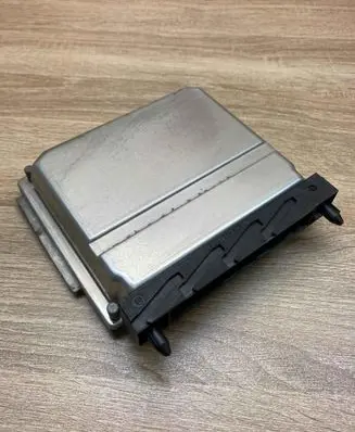Volvo S70 V70 V70 XC Engine control unit/module ECU 09496667A 0281001776