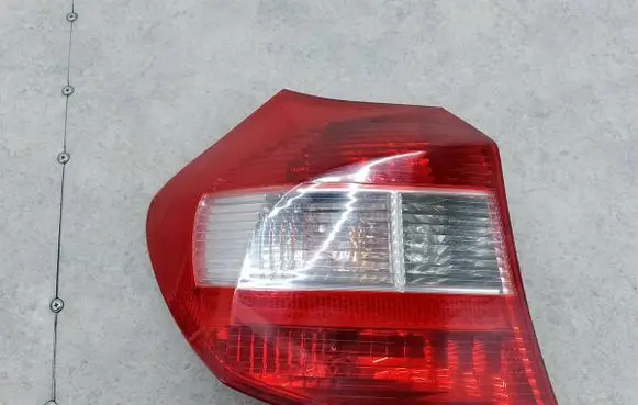 BMW 1 E81 E87 Rear/tail lights 6924501