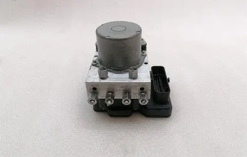 Tesla Model Y ABS Pump 104474500B