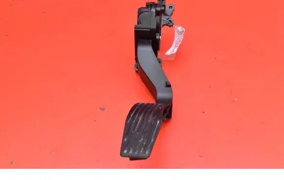Fiat Tipo Accelerator throttle pedal 51987018