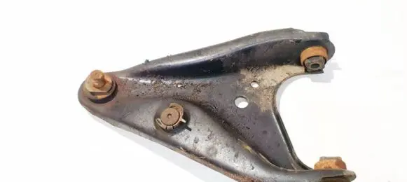 Dacia Sandero Front lower control arm/wishbone