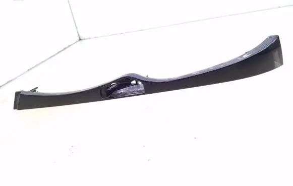 Under headlight/headlamp trim