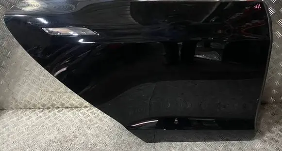 Tesla Model S Rear door