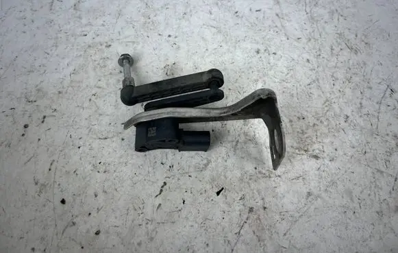 Tesla Model X Rear air suspension level height sensor 102797600A 3040150170