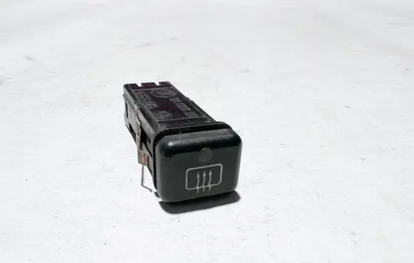 BMW 8 E31 Seat heating switch 61311383075 1383075