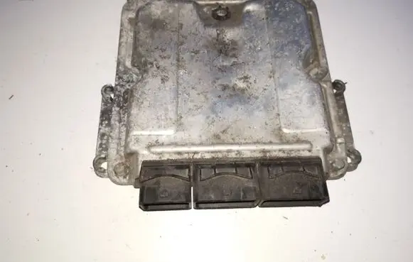 Renault Laguna II Engine control unit/module 0281010297 8200048297