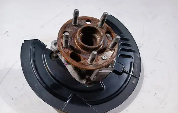Chevrolet Camaro Front wheel hub spindle knuckle 84004747