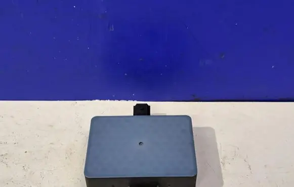 Polestar 2 Distronic sensor radar 32334824 32334824AA