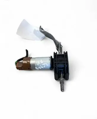 Volvo XC90 Seat adjustment motor C06710106
