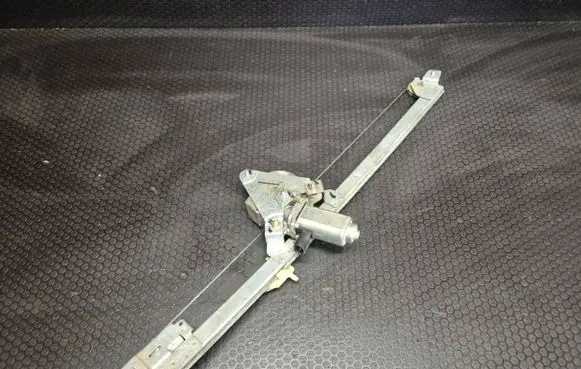 Renault Trafic II (X83) Front door window regulator with motor 7700311820 91165705 03062008