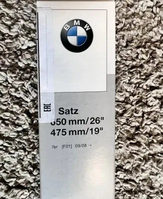 BMW 7 F01 F02 F03 F04 Windshield/front glass wiper blade 61612147361