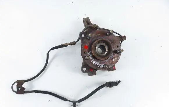 Hyundai Tucson JM Front wheel hub spindle knuckle 