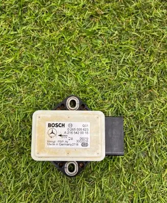 ESP acceleration yaw rate sensor