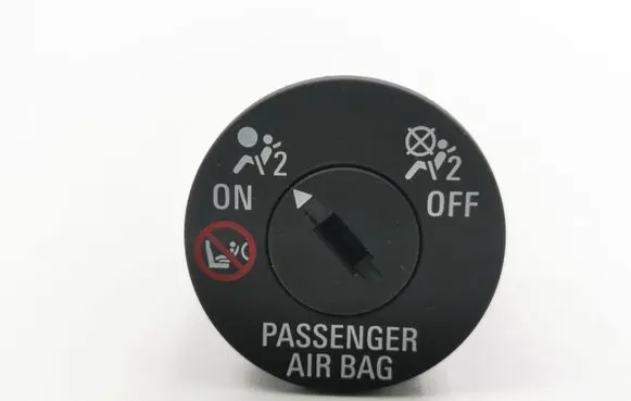 Passenger airbag on/off switch