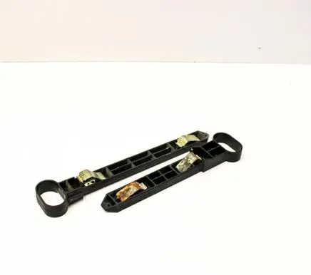 Headlight/headlamp mounting bracket