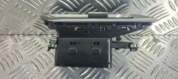 Peugeot 5008 II Dash center air vent grill 9810143080