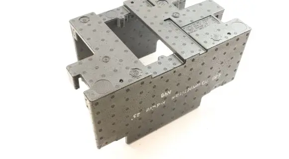Battery box tray
