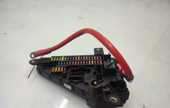 BMW 5 E60 E61 Fuse module 9127767 9127768
