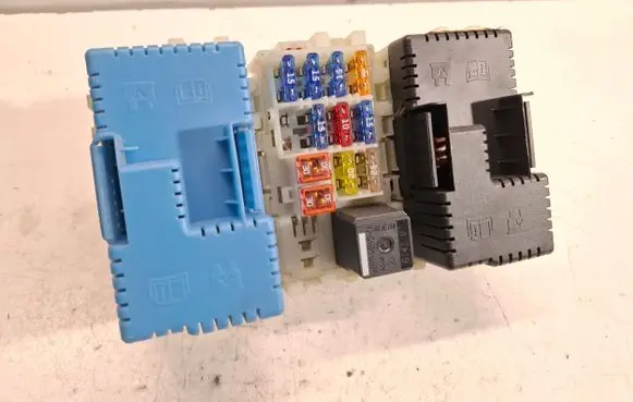 Volvo XC60 Fuse module 6G9T14K131 6G9T14B192
