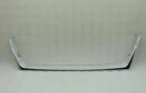 Mitsubishi Pajero Front bumper upper radiator grill MN117713 MN117715