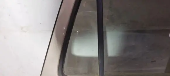 Honda CR-V Rear vent window glass as2