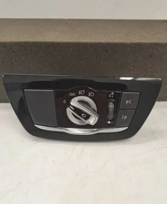 BMW 5 G30 G31 Light switch 6841879 02582417 18347910