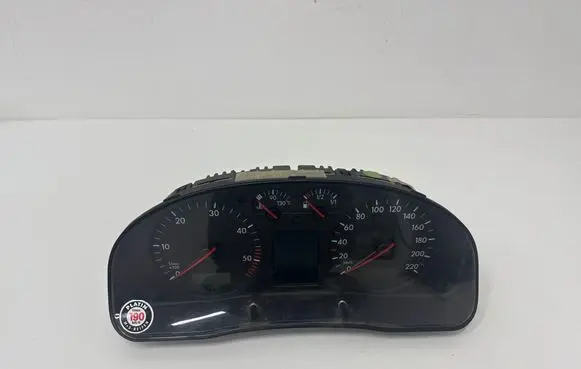 Volkswagen PASSAT B5 Speedometer (instrument cluster)