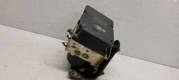 Volkswagen Transporter - Caravelle T5 ABS Pump 7H0614517B