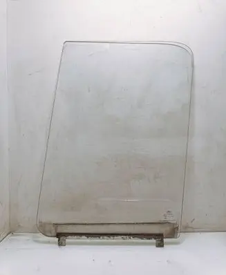Ford Transit Front door window/glass (coupe) 