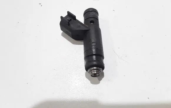 Chrysler 300M Fuel injector 04591308 W237Q11423