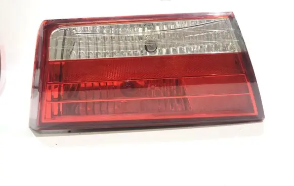 Hyundai Sonata Tailgate rear/tail lights