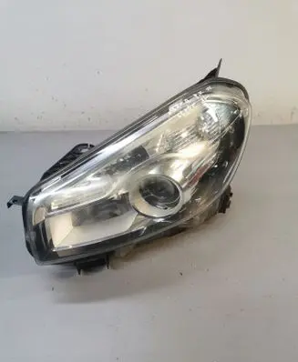 Nissan Qashqai Headlight/headlamp