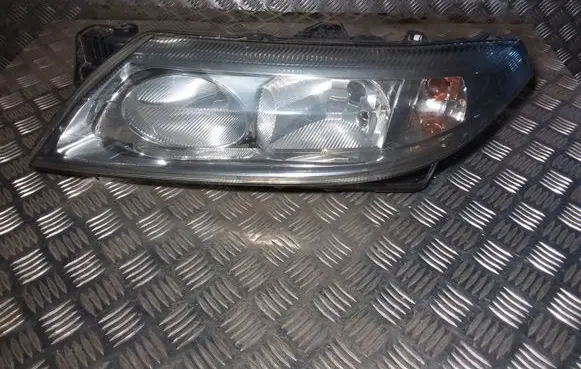 Renault Laguna II Headlight/headlamp 820000246