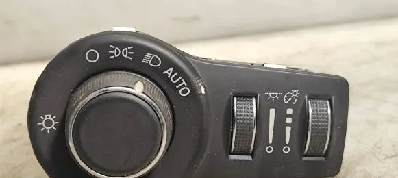 Chrysler 200 Light switch 120014113 12624
