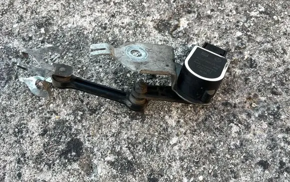 Mercedes-Benz C AMG W205 Headlight/headlamp level sensor A2229050503
