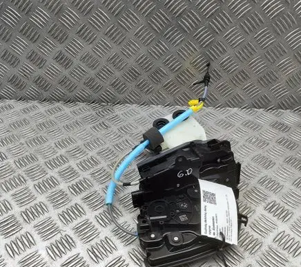 BMW X6 G06 Rear door lock 7477704 7474646