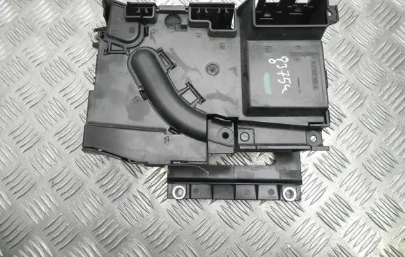 Volkswagen Touareg I Fuse box set 7L0937555A G3754