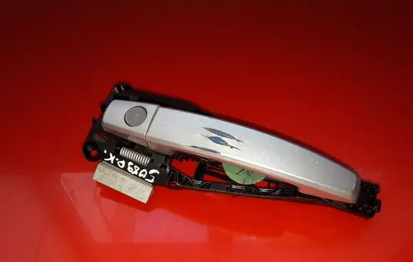 Chevrolet Cruze Front door exterior handle 7512