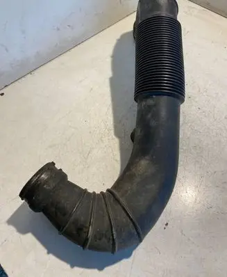 Mercedes-Benz Sprinter W906 Turbo air intake inlet pipe/hose A9065281724 446389600