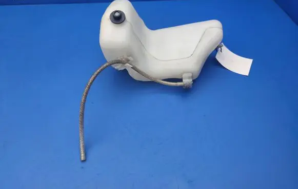 Mercedes-Benz E W211 Windshield washer fluid reservoir/tank 2118602260