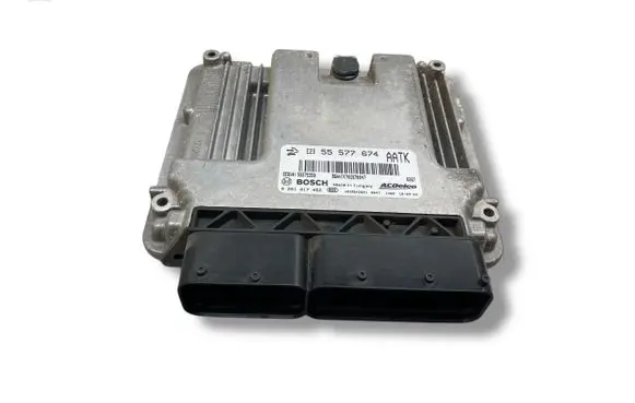Opel Insignia A Engine control unit/module 55577674