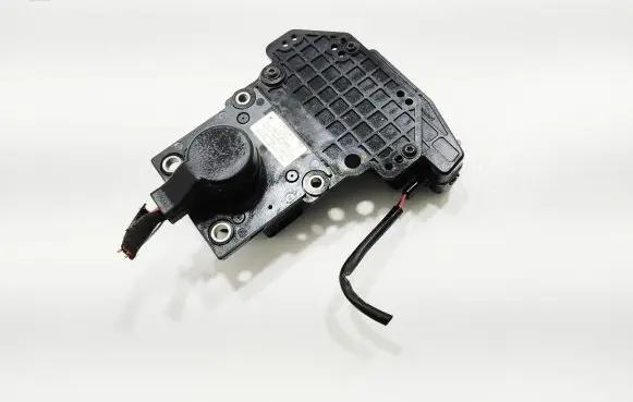 Renault Fluence Cigarette lighter rear 243911715R