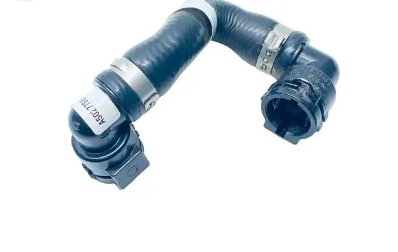 Coolant pipe/hose