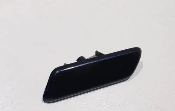 Toyota RAV 4 (XA30) Headlight washer spray nozzle 78504