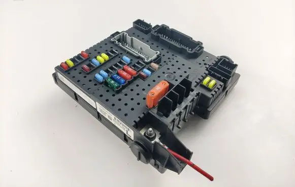 Volvo XC90 Fuse module 31314469 28242073