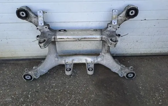 BMW 7 G11 G12 Rear subframe BM5U372177 BM5U372178